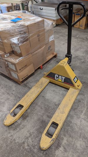 Caterpillar Pallet Jack #2